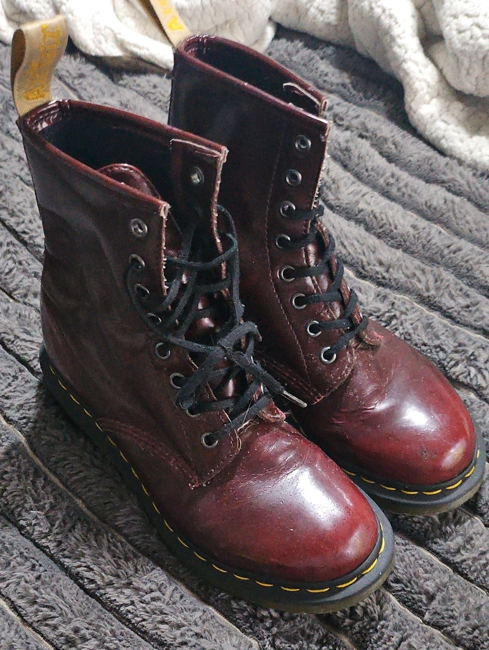 Dr. Martens Vegan 1460 Cherry Red Oxford Rub Off boots, Size 7